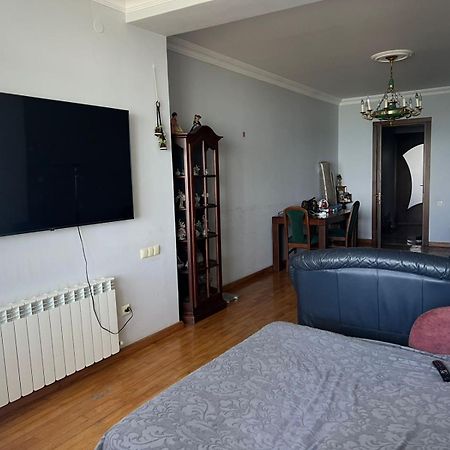 Apartment Rustaveli 57 Батуми Экстерьер фото