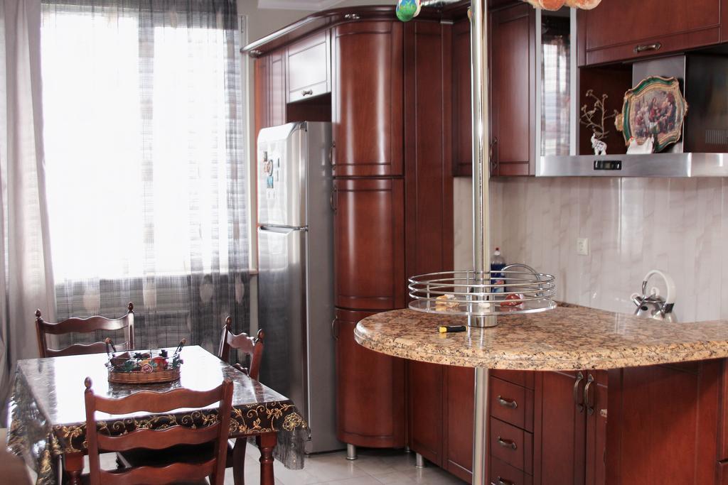Apartment Rustaveli 57 Батуми Экстерьер фото